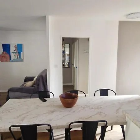 Grand Dans Maison-proche Centre Collioure-terrasse-jardin Apartment