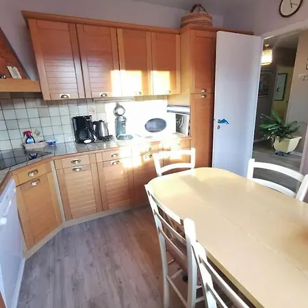 Apartment T3 Paisible-terrasse-stationnement Gratuit *